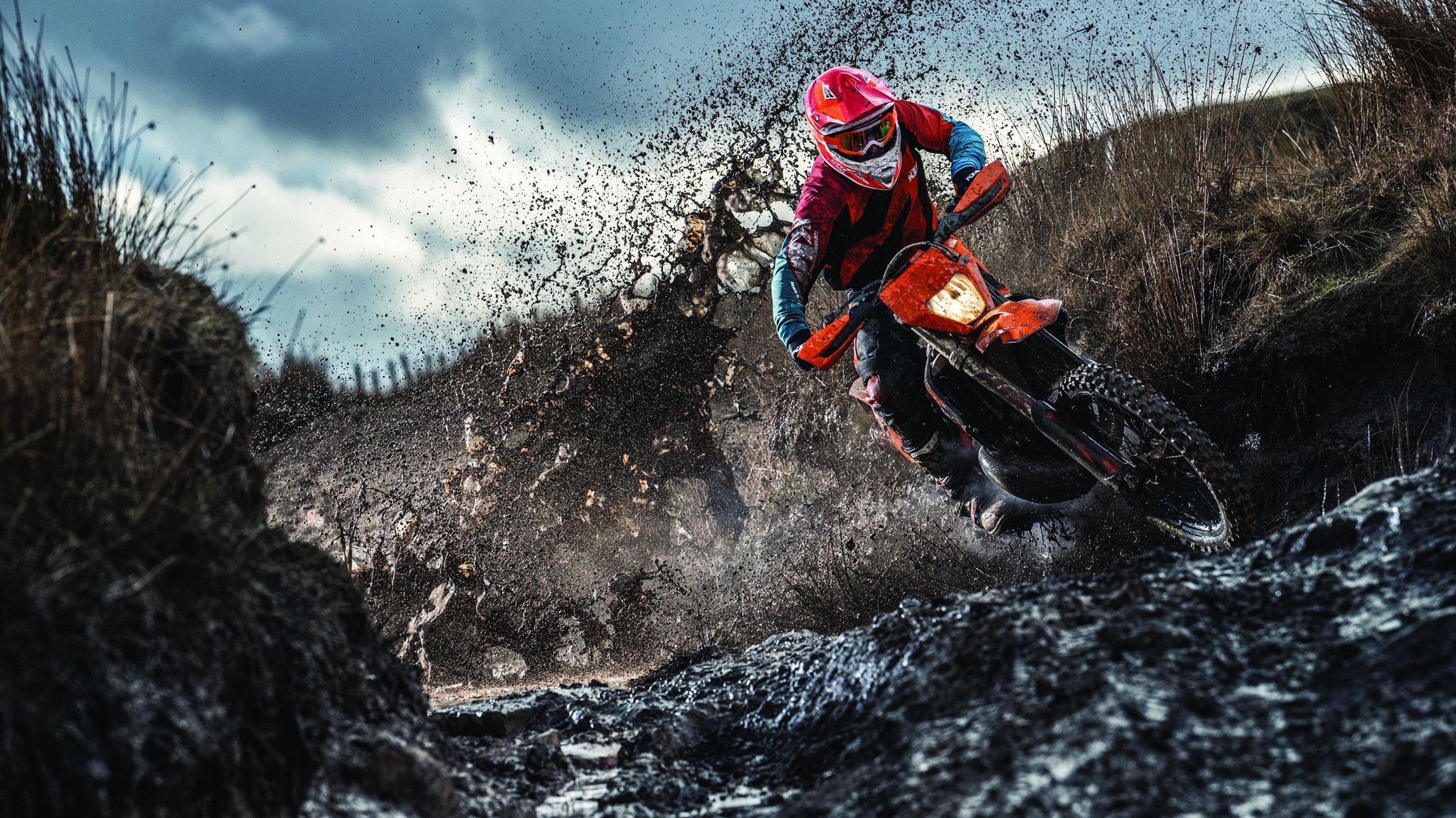 德甲激烈争锋：攻守转换中的精彩瞬间，德甲榜首大战